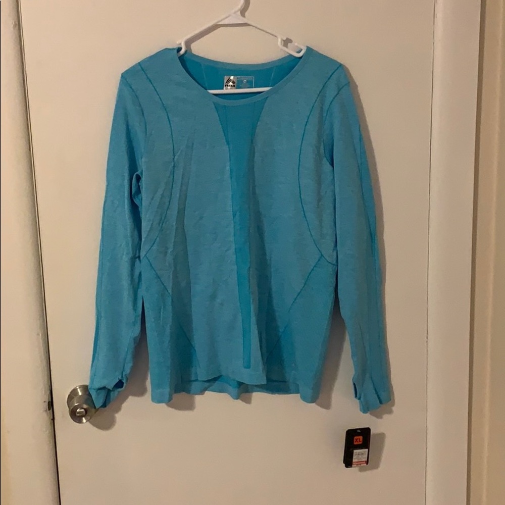 Dry fit long sleeve workout shirt